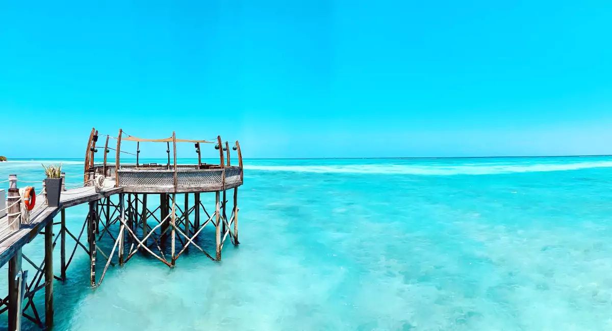 Plage de l'archipel de Zanzibar