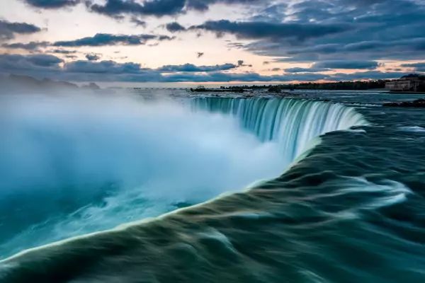 Chutes du Niagara au Canada