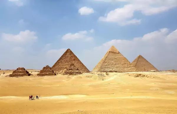 Pyramides de Gizeh au Caire en Egypte