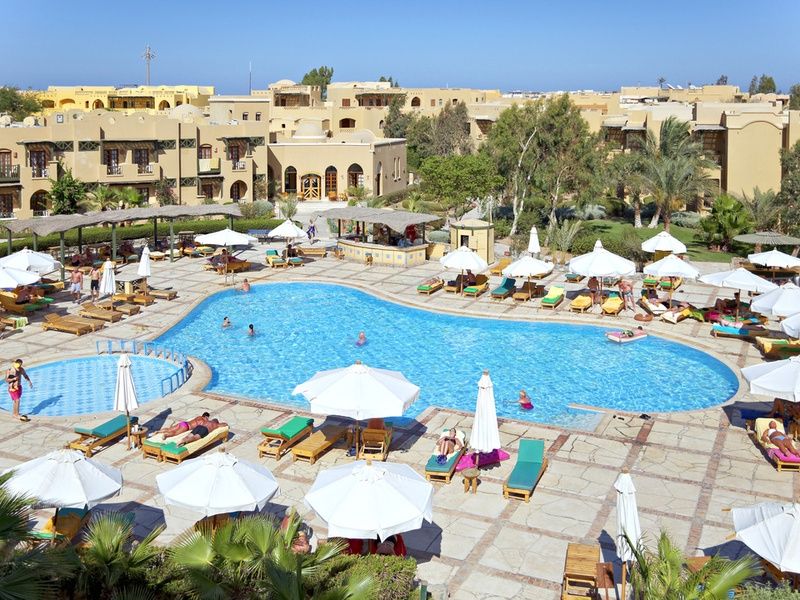 Combiné Fabuleuse Egypte et Rihana resort pas cher photo 27
