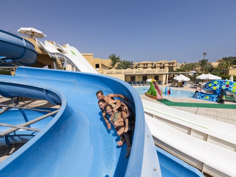 Combiné Fabuleuse Egypte et Rihana resort pas cher photo 60