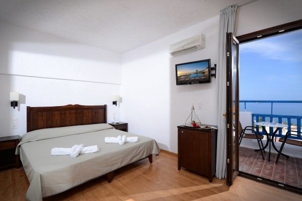 Circuit Trésors Crétois, logement à l'hôtel Hersonissos Village 4* pas cher photo 17