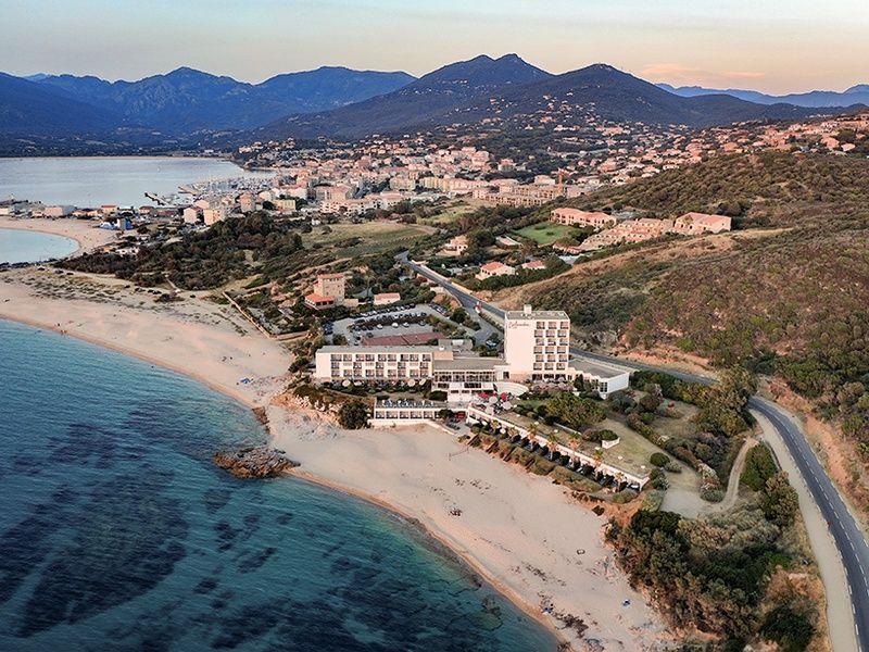 Corsica Suttana en petit-déjeuner ( avec vols réguliers ) pas cher photo 1