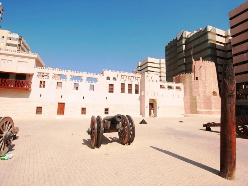 Emirats et Oman : Du Modernisme Aux Traditions pas cher photo 5