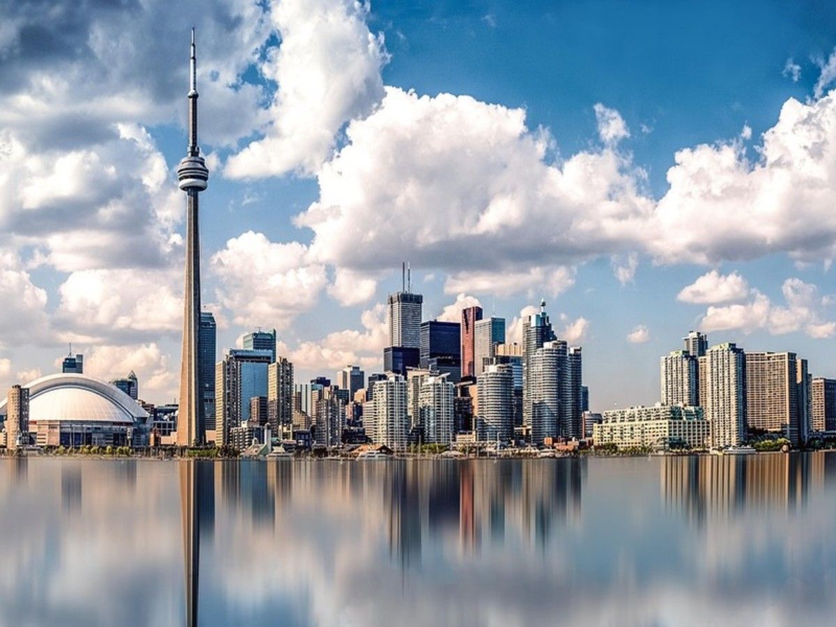 Visages du Canada pas cher photo 1