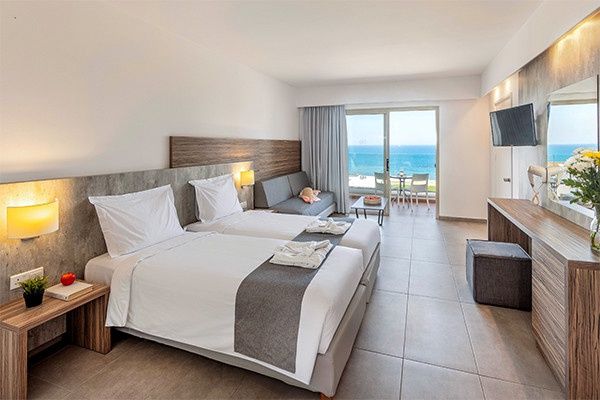 Circuit Chypre entre plage et culture, logement Framissima Évasion Kapetanios Aqua Resort 4* pas cher photo 15