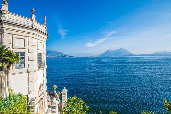 Autotour Balade sur les routes des lacs italiens en liberté, arrivée Milan 4* pas cher photo 1