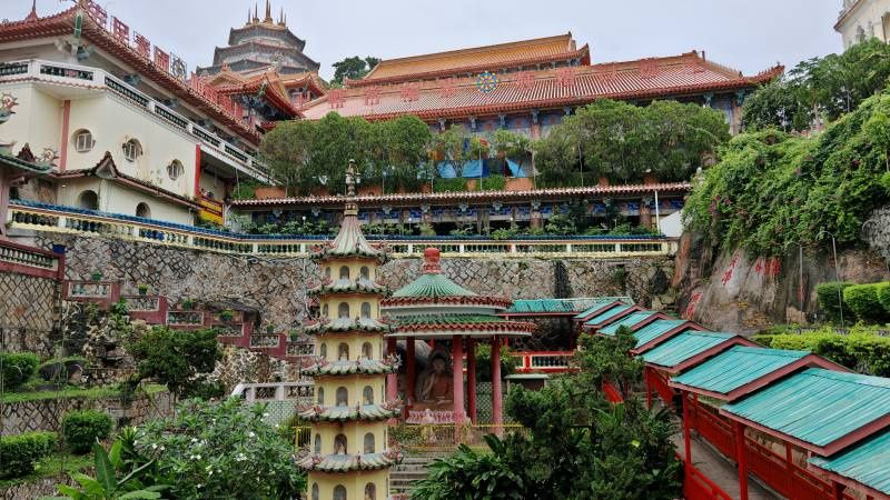 Circuit Ame Authentique De La Malaisie Et Séjour Balnéaire en Thaïlande Au Club Coralia Beyond Resor pas cher