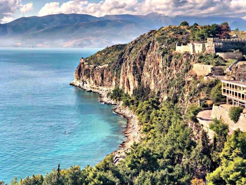 Autotour Grèce continentale 8J/7N 3* ou 4* pas cher