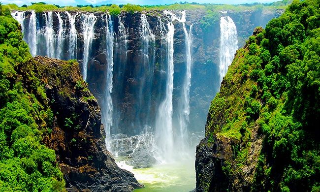 Autotour DU CAP AUX PARCS D'AFRIQUE DU SUD + CHUTES VICTORIA pas cher photo 1