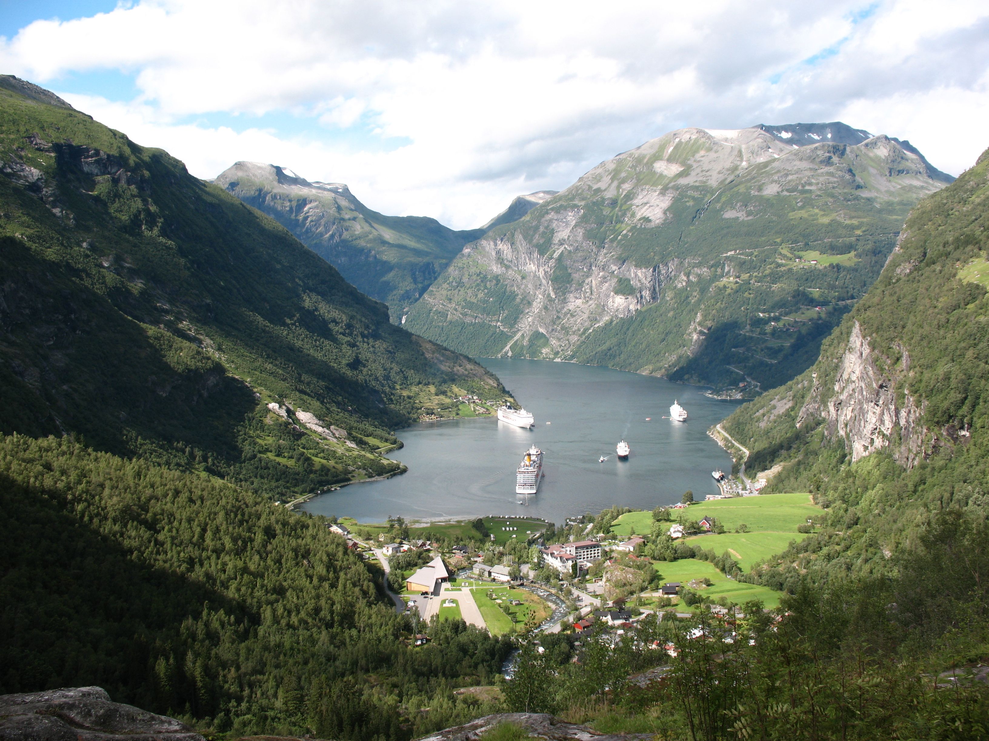 Circuit Petit Tour entre Fjords et Trolls pas cher photo 1
