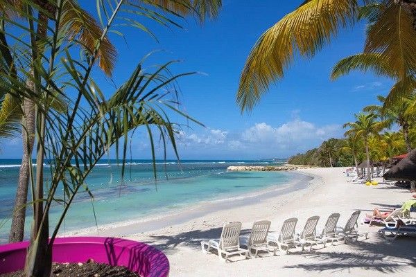 Combiné hôtels Pierre et Vacances : Guadeloupe et Martinique (studio 2 personnes) 3* pas cher photo 1