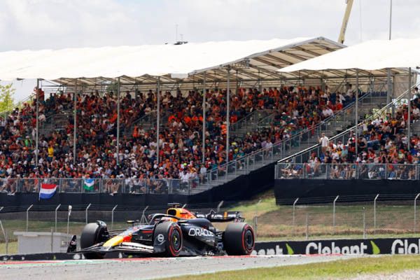 Hôtel 4* + Billet Formule 1 - Circuit de Barcelona-Catalunya en hôtel 4* pas cher photo 4