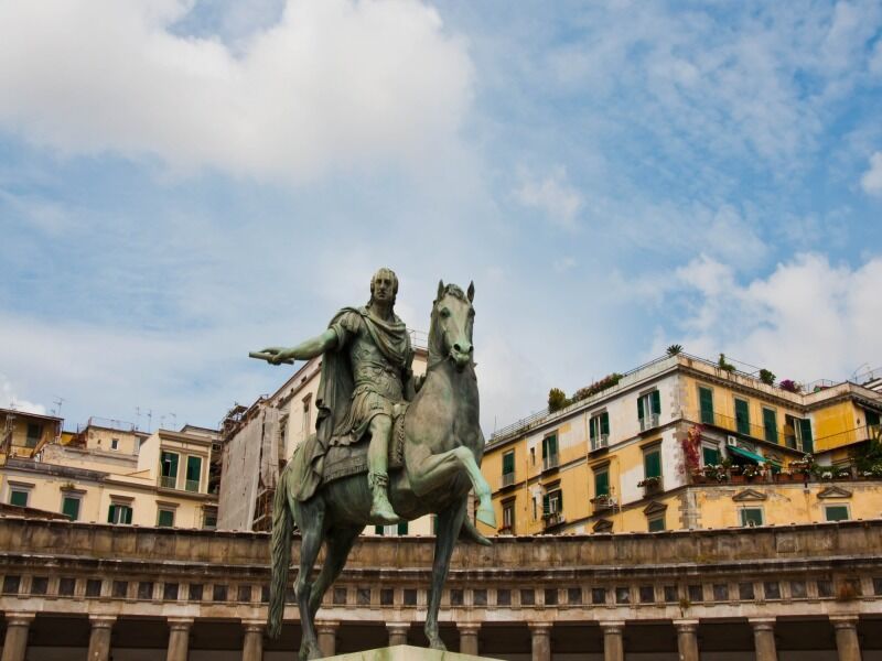 Circuit Privé Napoli A La Folie 4* pas cher