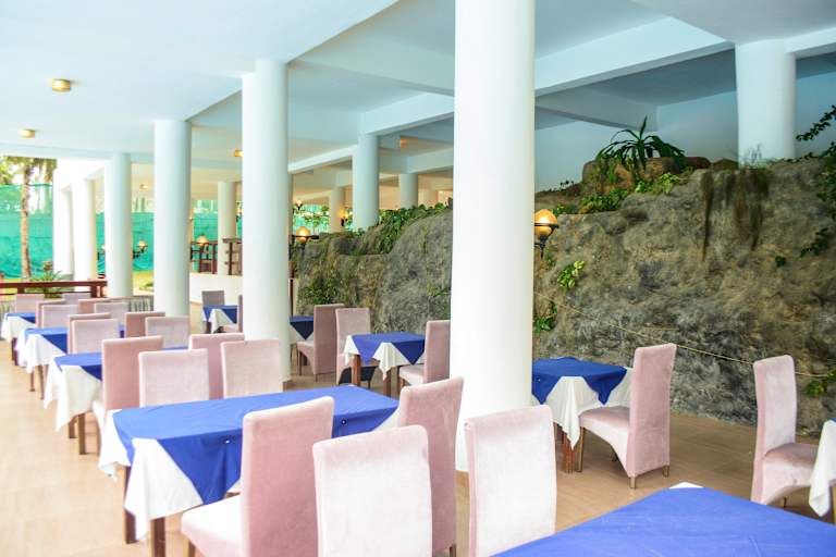 Combiné Hôtel PrideInn Flamingo Beach Resort 4* et Safari pas cher photo 11