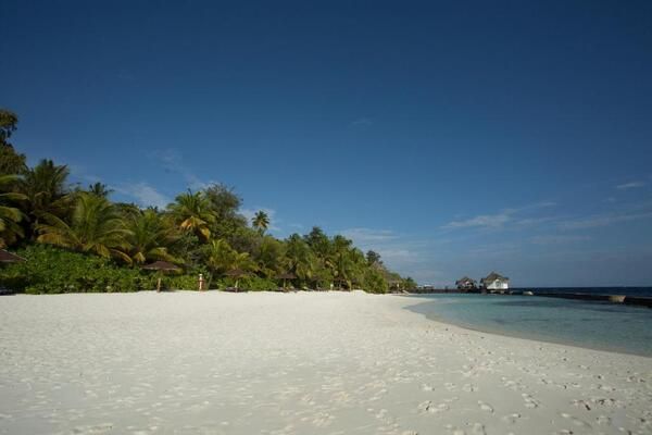 Circuit De la Route des Epices au lagon de l'atoll Ari pas cher photo 1