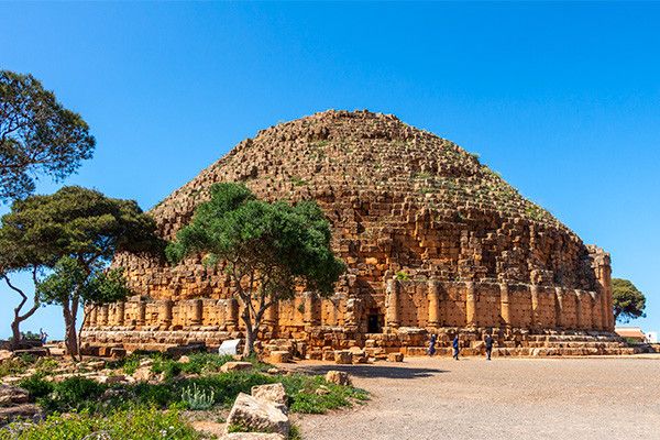 Circuit D'Alger la blanche aux Oasis du Sahara (maximum 16 participants) pas cher