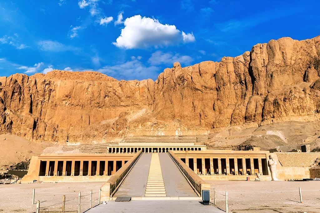Combiné Perles du Nil 4* avec visites et Grand musée du Caire pas cher photo 1
