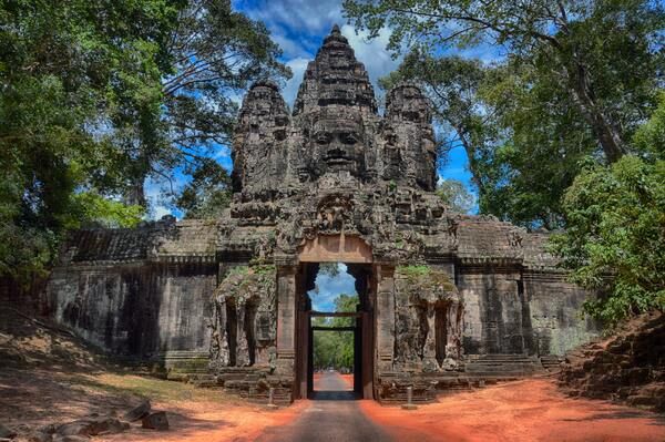 Circuit De la Baie d'Halong aux Temples d'Angkor pas cher photo 2