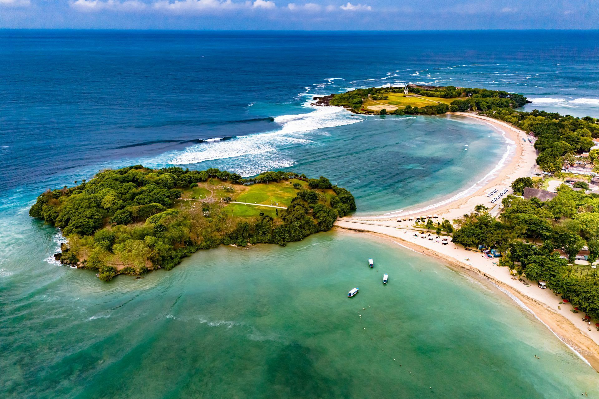 Merveilles Indonésienne : Bali, Java, Célèbes + ext Balnéaire à Nusa Dua en 5*(nl) 19J/16N - Limité  pas cher