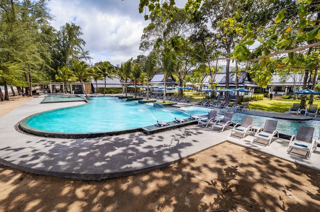 Combiné Ôcity Xperience Hôtel Away Bangkok Riverside 4* et Ôclub Experience Hôtel Khaolak Emerald Be pas cher