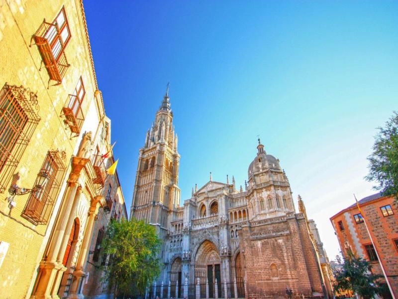 Autotour Madrid et villes du patrimoine mondial - De Madrid A Madrid pas cher photo 5