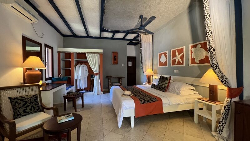 Safari Tsavo East 1N & Séjour au Pinewood Beach Resort & Spa 4* pas cher photo 12