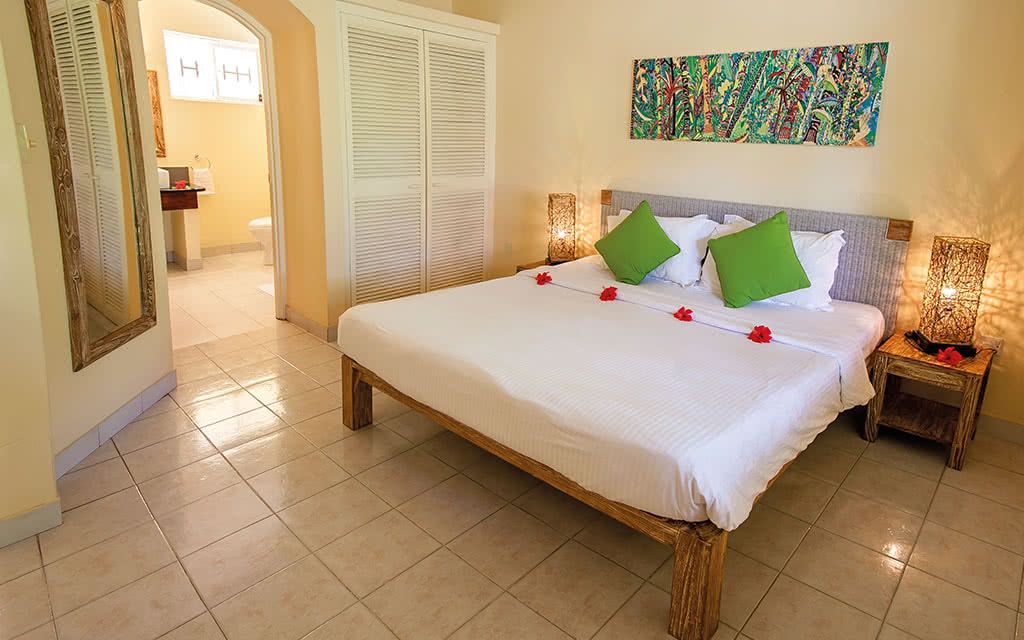 COMBINÉ 2 ILES : MAHÉ + ILE MAURICE Valmer + Coral Azur Beach Resort 12 nuits 3* pas cher photo 1