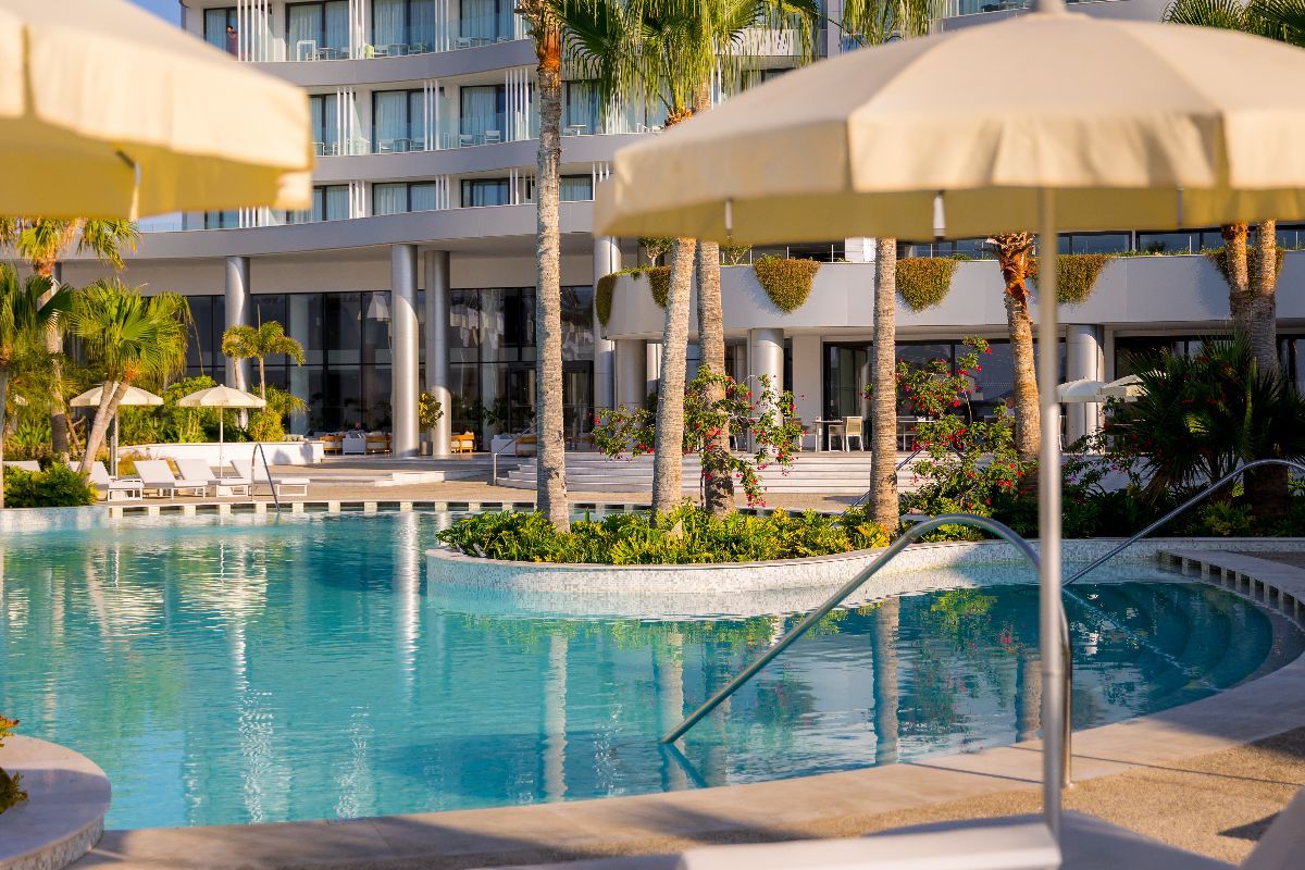 Combine Paphos + Larnaca : Jet tours Signature Thalassa Boutique 5* & Jet tours Signature Radisson B pas cher