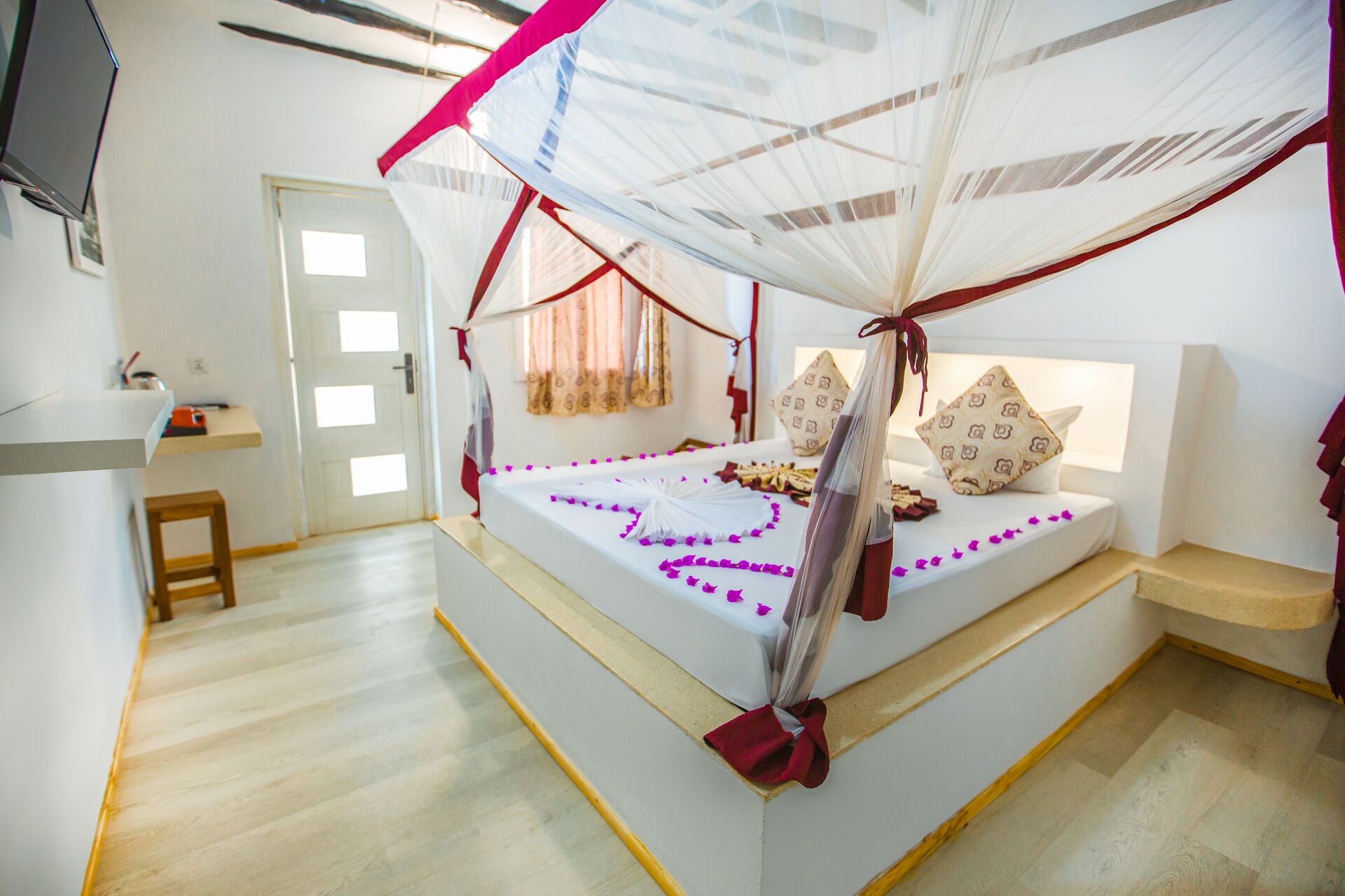 Séjour au Dream's Bay Beach Hotel 4* & Safari Selous 2 nuits pas cher photo 10