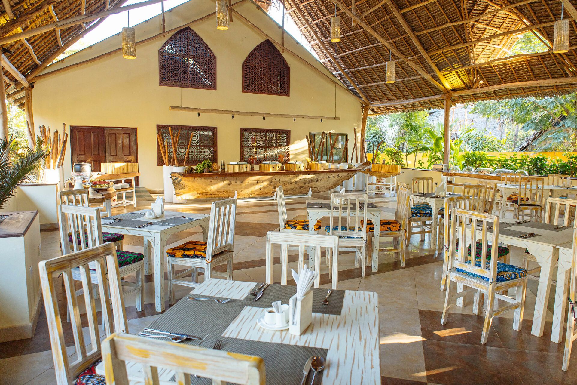 Safari Ngorongoro 2 nuits et Séjour au Club Coralia Kae Beach Zanzibar Resort 4*nl pas cher