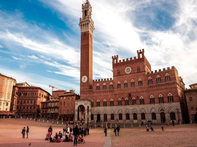 Autotour Evasion en Toscane : 7 jours à travers art, vin et collines pas cher