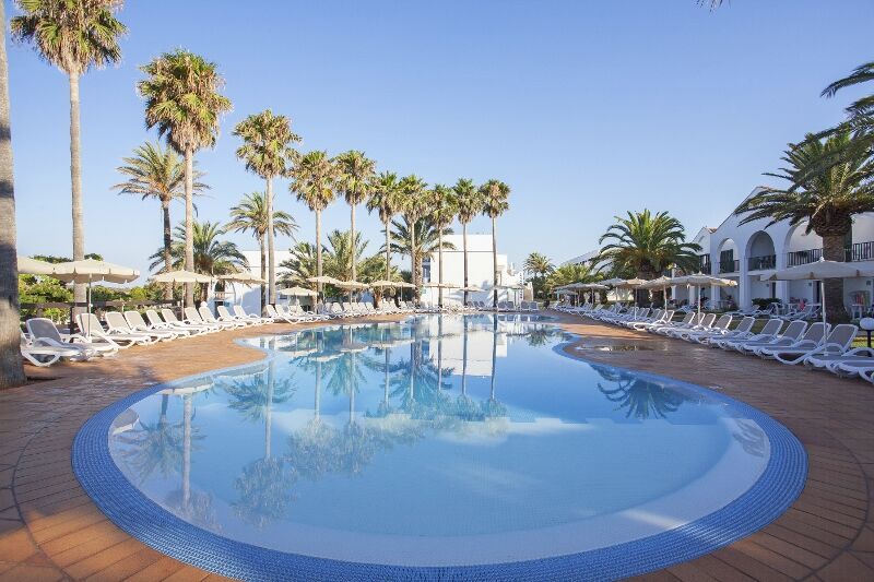 Combiné Minorque avec location de voiture : Hôtel Aguamarina 3* Sup & Grupotel Mar de Menorca 4* pas cher