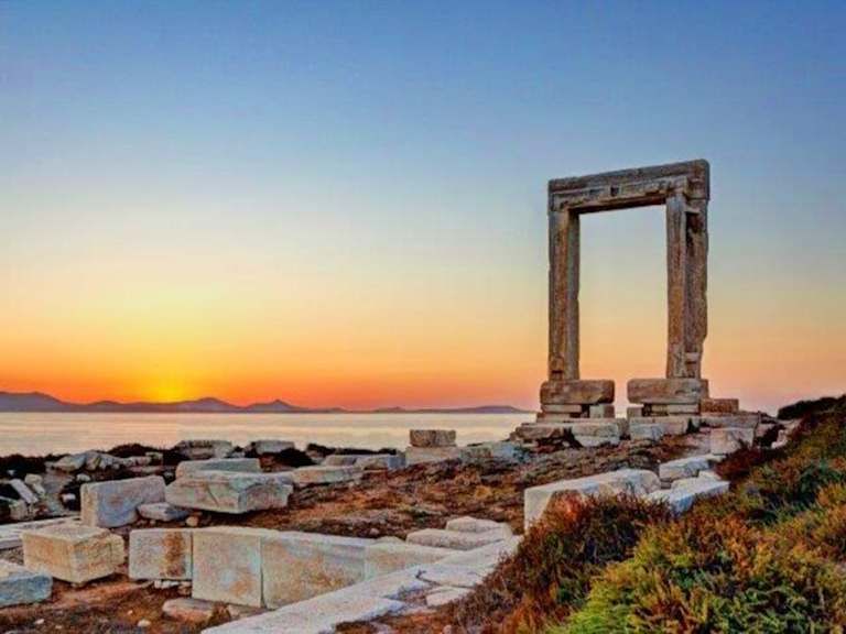 Première Évasion dans les Cyclades : Mykonos, Naxos & Santorin - 4* pas cher photo 5