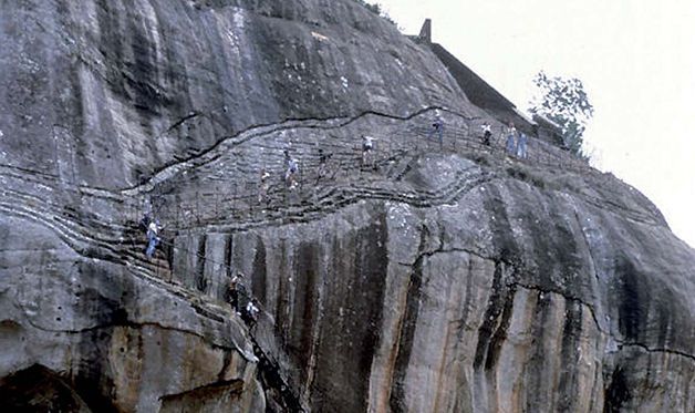 Combiné Circuit Ile Merveilleuse 3* avec extension à l'Hôtel Maalu Maalu Resort 5* - 10 nuits pas cher photo 7