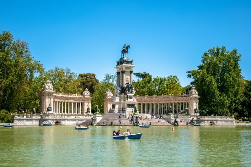 Circuit Combiné de Barcelone A Madrid 3*-4* pas cher photo 2