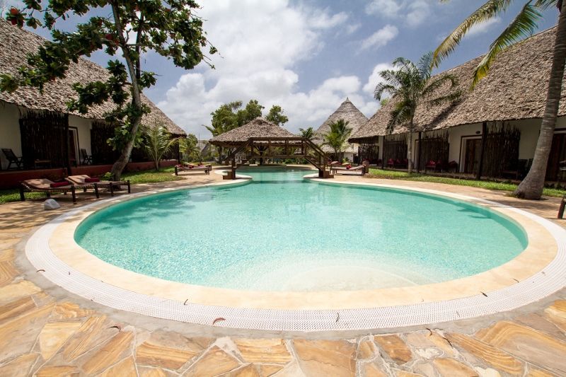 Safari Saadani 2 nuits et Hôtel Karafuu Beach Resort et Spa 5* pas cher photo 5