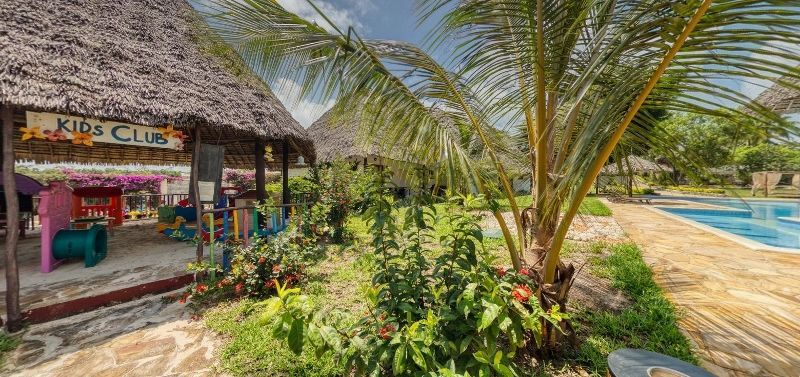 Safari Saadani 2 nuits et Hôtel Karafuu Beach Resort et Spa 5* pas cher photo 13