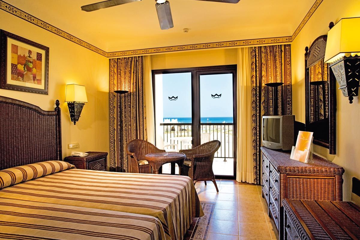 Circuit Échappée Active Hôtel Riu Karamboa 5* pas cher