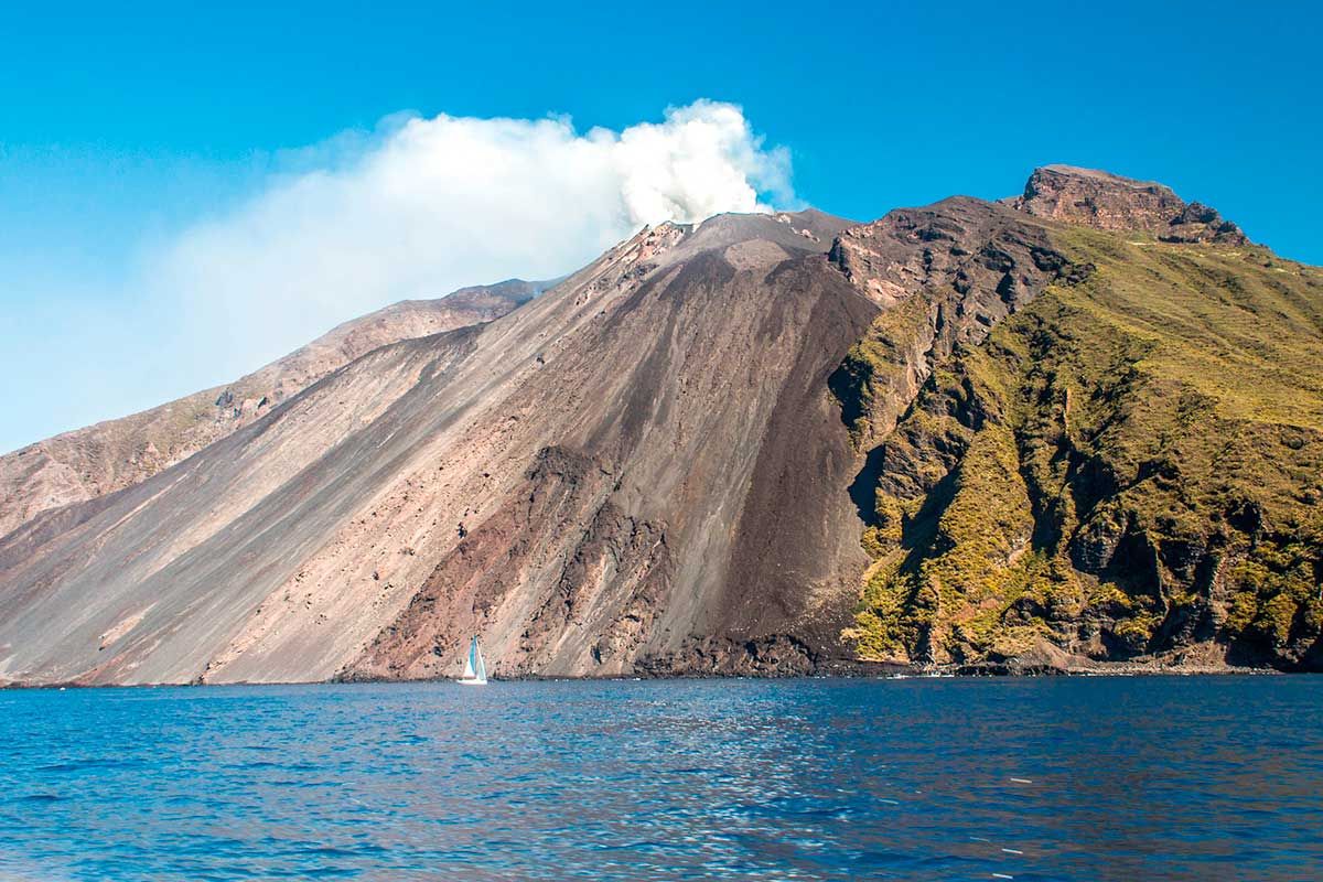 Circuit De l'Etna aux îles Éoliennes 3*-4* pas cher photo 10
