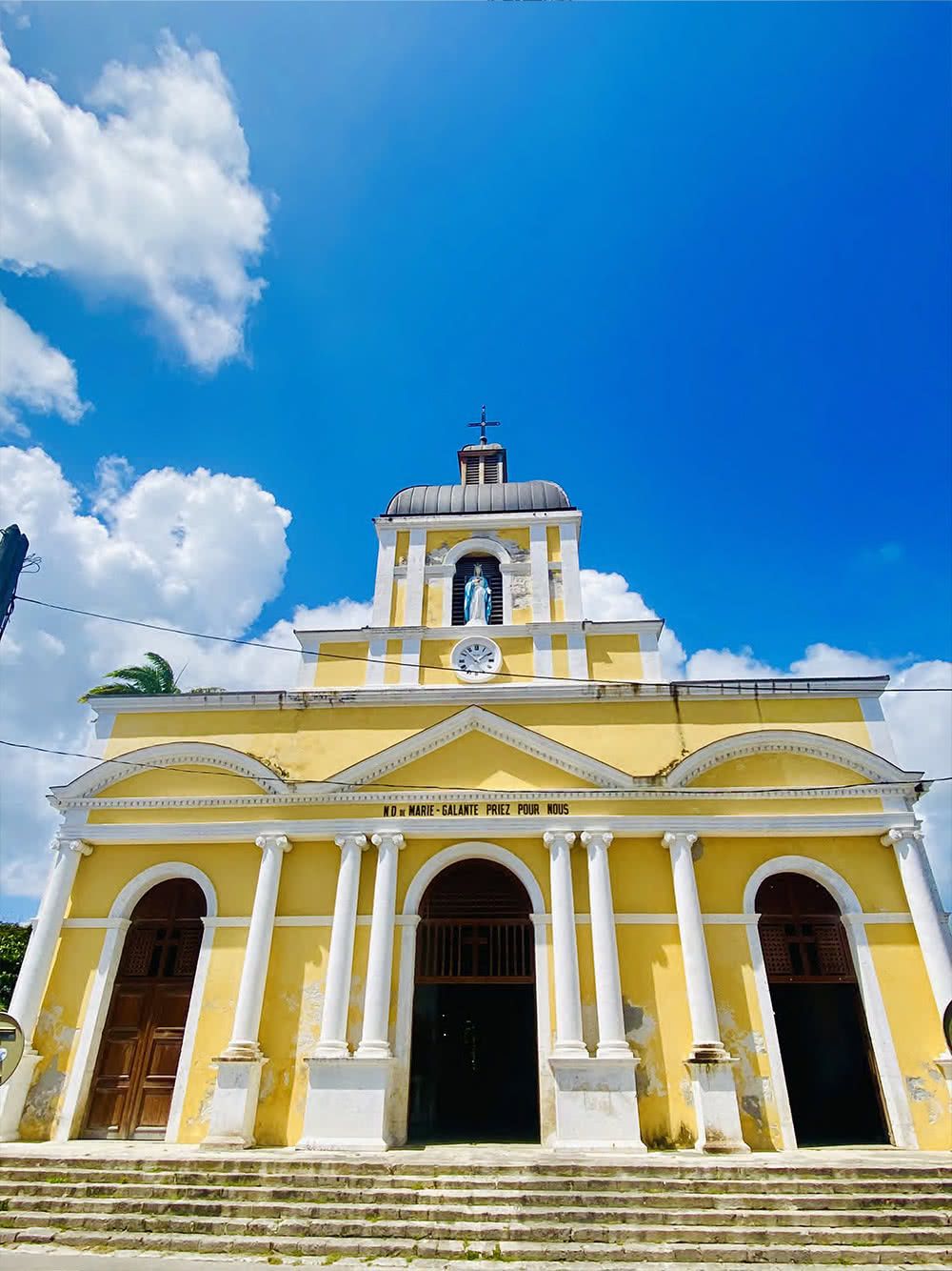 Circuit 3 Iles, 3 Ambiances - Alamanda Jaune pas cher photo 12