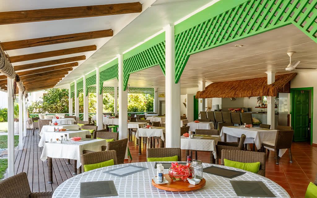 COMBINÉ 2 ILES : MAHÉ + PRASLIN L'Habitation Cerf Island + Indian Ocean Lodge 12 nuits 3* pas cher photo 15