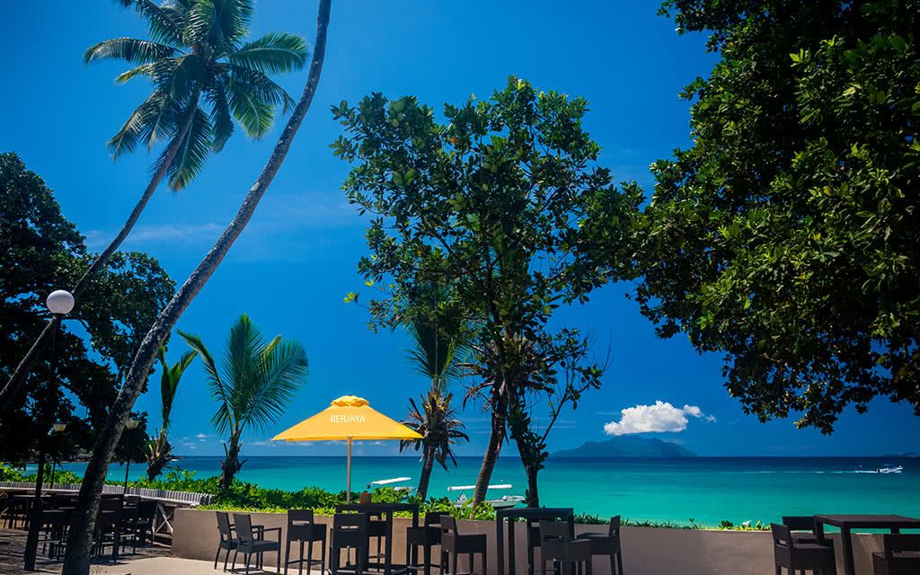 COMBINÉ 2 ILES : MAHÉ + PRASLIN Hôtel Berjaya Beau Vallon Bay + Hôtel Le Duc de Praslin et Villas 12 pas cher photo 5