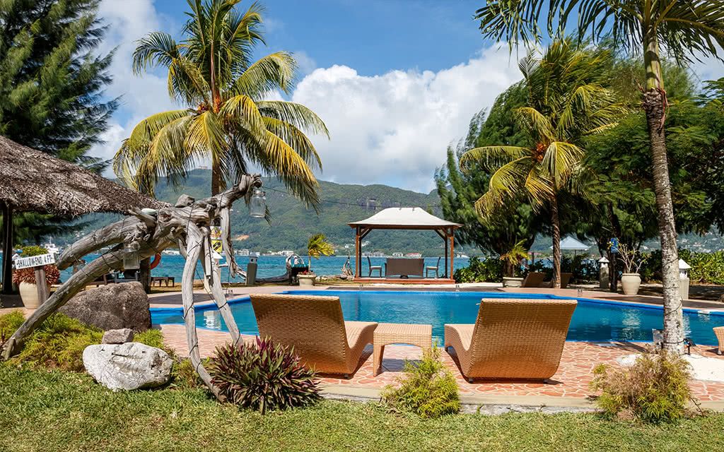 COMBINÉ 2 ILES : MAHÉ + PRASLIN L'Habitation Cerf Island + Indian Ocean Lodge 14 nuits 3* pas cher photo 4