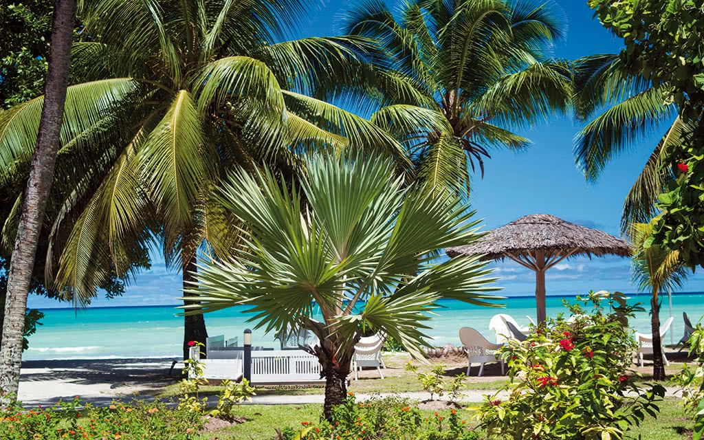 COMBINÉ 2 ILES : PRASLIN + MAHÉ Côte d'Or Lodge + Hôtel Carana Beach 9 nuits 3* pas cher photo 4