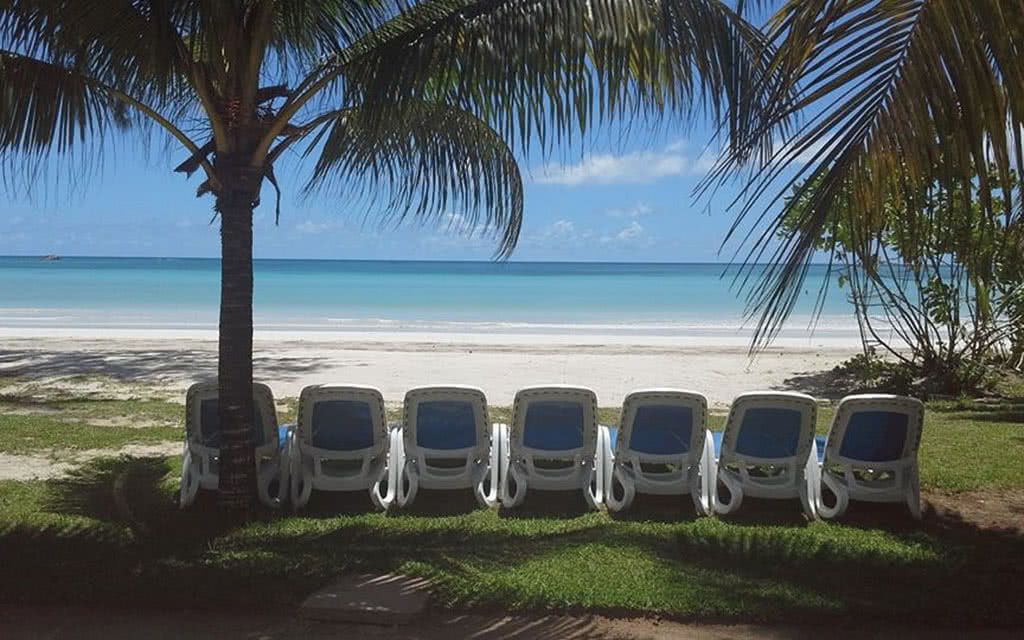 COMBINÉ 2 ILES : PRASLIN + MAHÉ Côte d'Or Lodge + Hôtel Carana Beach 9 nuits 3* pas cher photo 7