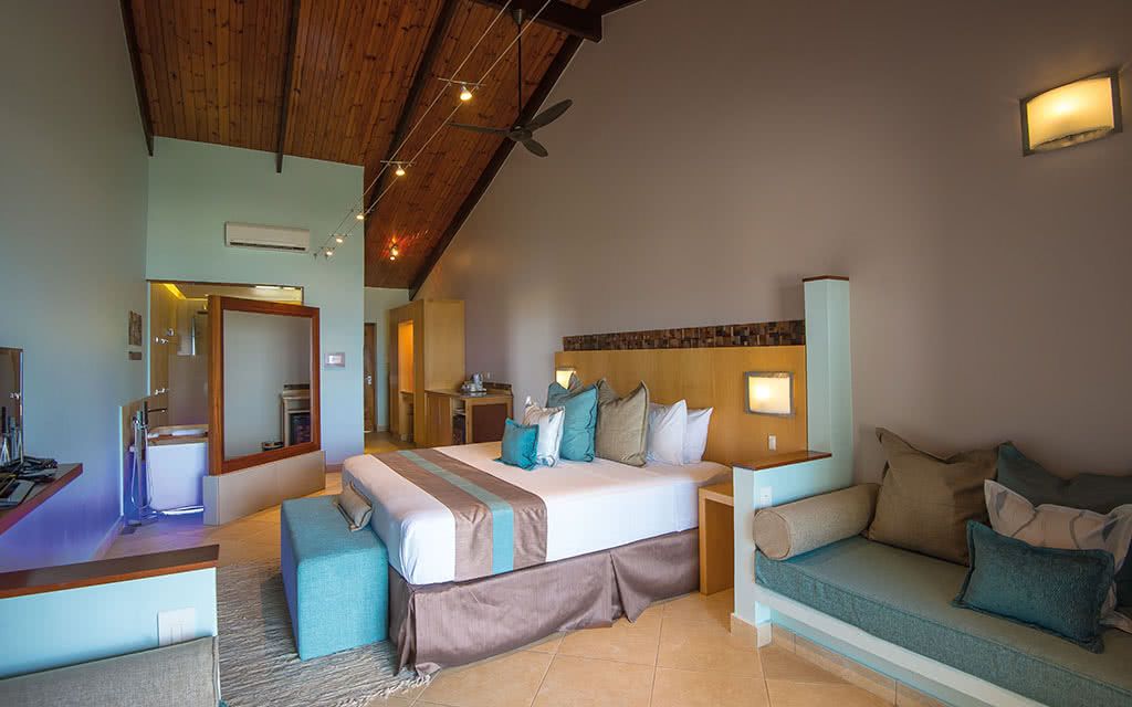 COMBINÉ 2 ILES : MAHÉ + PRASLIN Carana Beach Hôtel + Coco de Mer & Black Parrot Suites 09 nuits 4* pas cher photo 14
