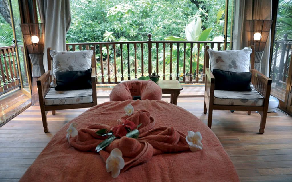 COMBINÉ 2 ILES : MAHÉ + PRASLIN Cerf Island Resort + Paradise Sun 09 nuits 3* pas cher photo 11