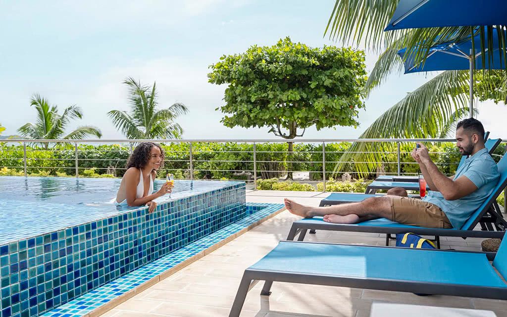 COMBINÉ 2 ILES : MAHÉ + PRASLIN Carana Beach Hôtel + Acajou 14 nuits 4* pas cher photo 13