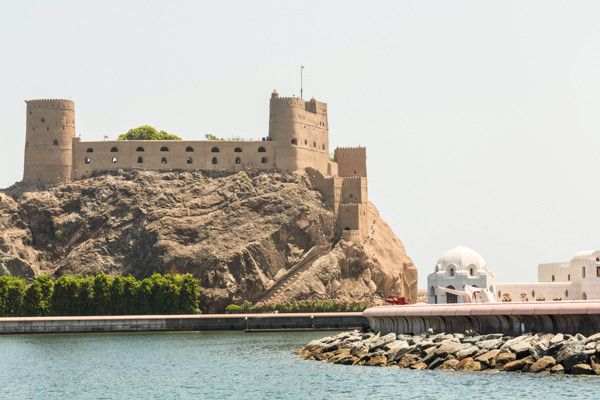 Circuit Des côtes omanaises à la démesure de Dubaï pas cher photo 1